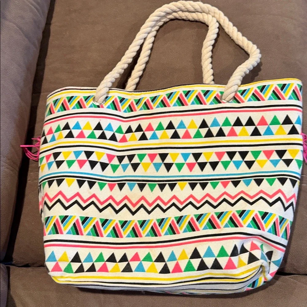 Girls Limited Too Multicolor Geometric Fringe Tote Bag